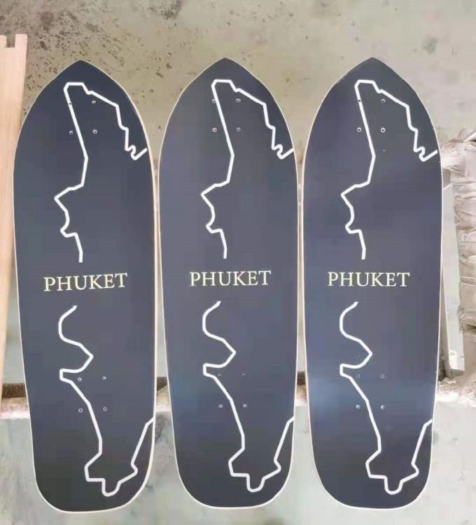 เมเปิ้ล ผสมใยแก้ว Surf Skateboard ดาดฟ้า ปรับแต่ง 780 * 245MM 1
