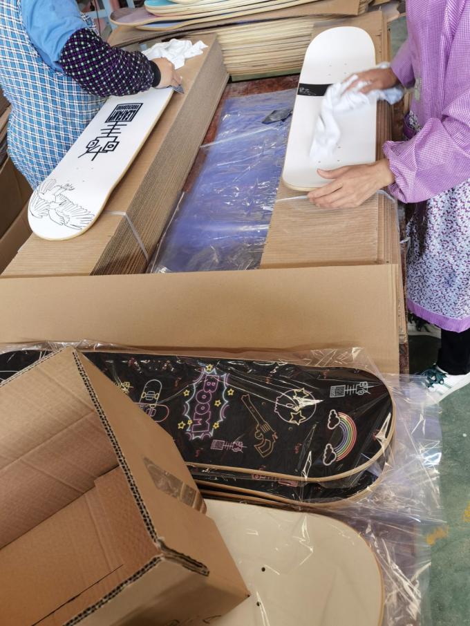2023 Wholesale Customized Surfskate Deck Factory OEM Maple Skateboard
