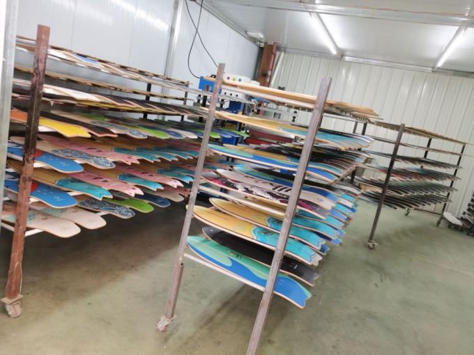 Newest Hot Custom Professional Standard 7ply Maple Concave Skateboard