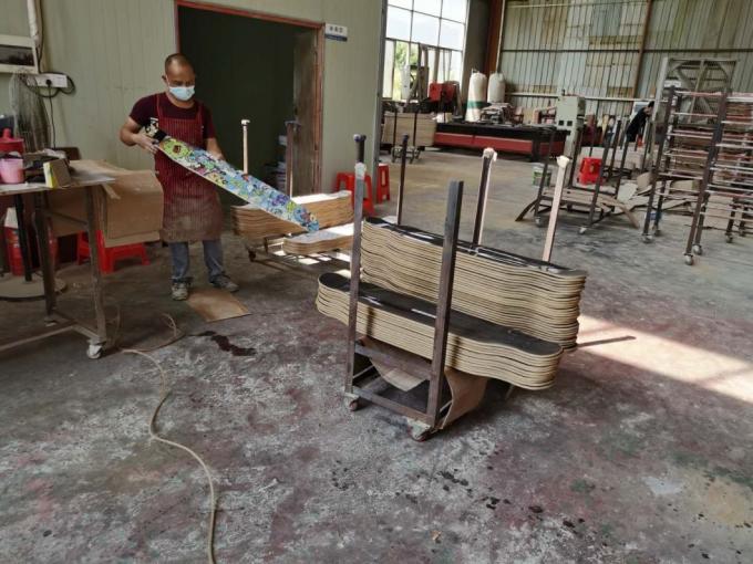 2022 Hot Custom Wholesale Maple Concave Double Kick Professional Skateboard