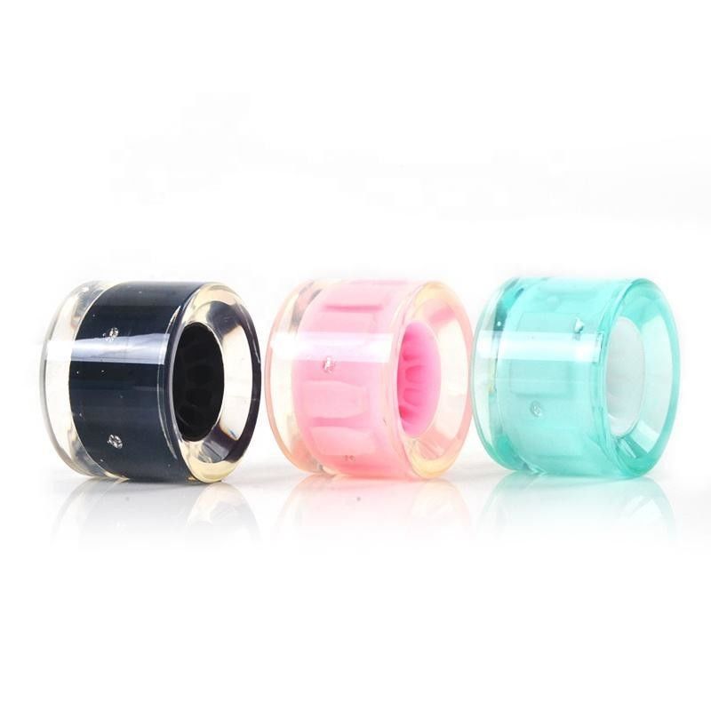 OEM แสงสว่างในที่มืดล้อสเกตบอร์ด LED Flash Light Up ล้อสเกตบอร์ดยาว 70 มม.
