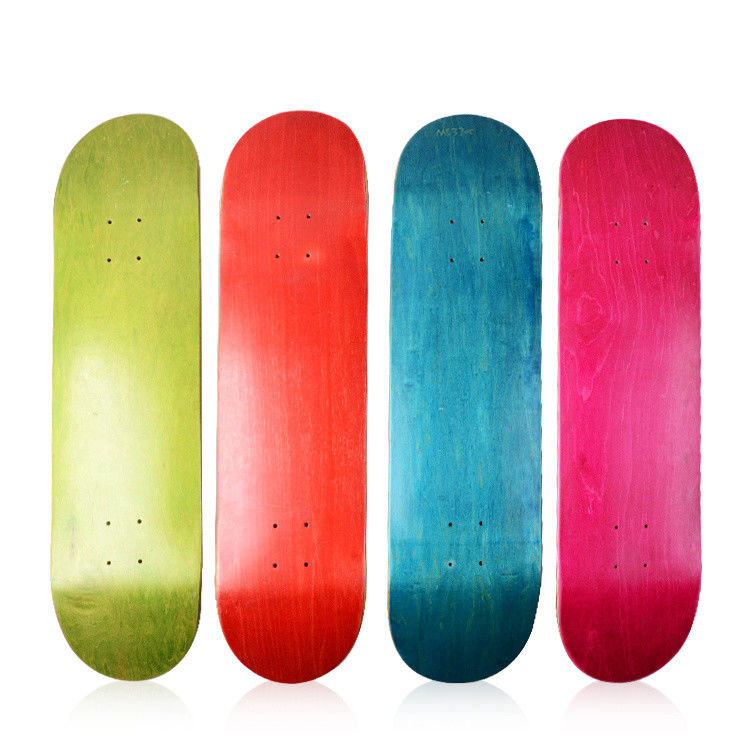 ดีไซน์ใหม่ Canada Maple Skateboards หลายสี 7ply แบบเลือก