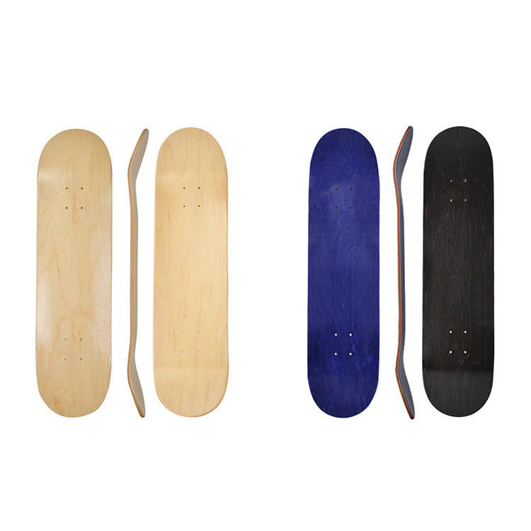 2023 ดีไซน์ใหม่ Wholesale สีสัน 7 Ply Maple โครงการสเกตบอร์ด 4 ล้อ