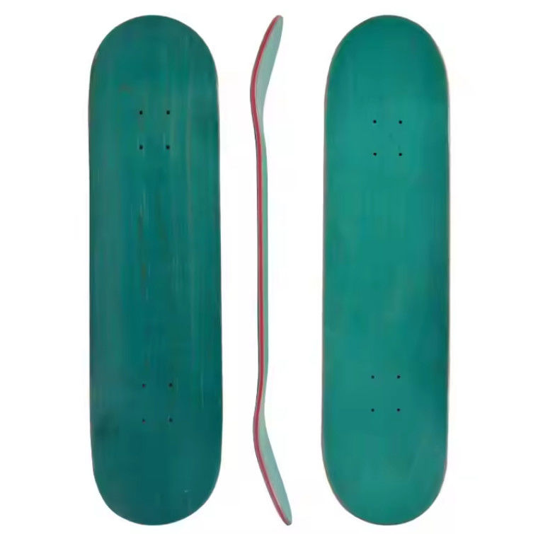 สีที่สามารถปรับแต่งได้ 7Ply Skateboard With Polyurethane Wheel สะอาดต่อสิ่งแวดล้อม
